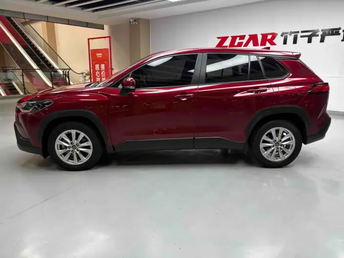 Toyota Corolla Cross 2022 Model 2.0L Elite Edition – фото 4