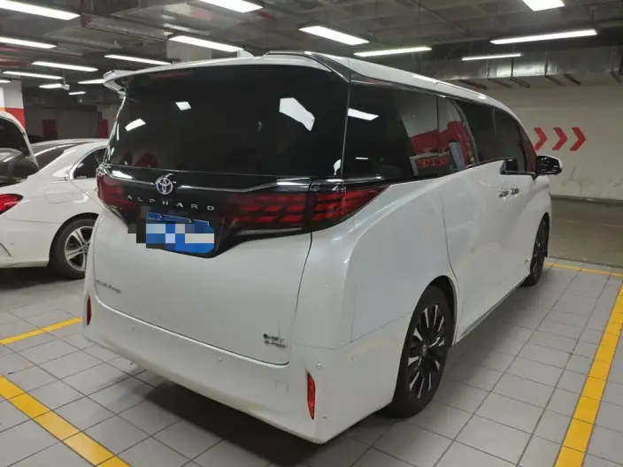 Elfa 2023 Model 2.5L Intelligent Hybrid 4WD Premium Edition – фото 4
