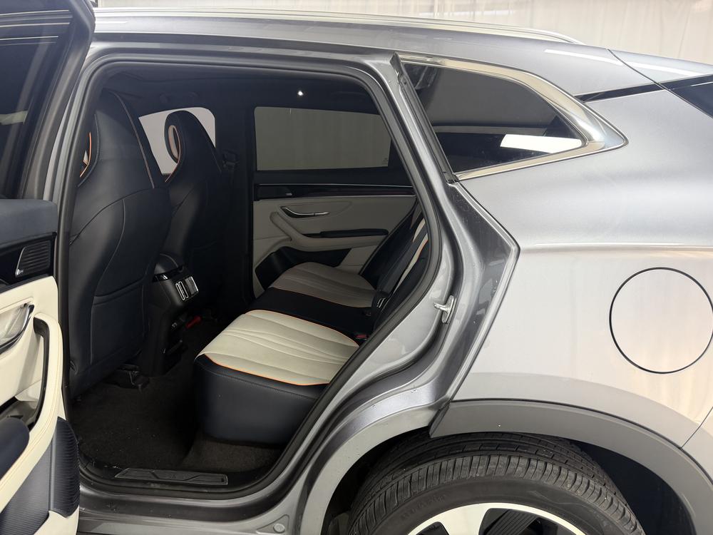 BYD Song Plus DM 2021 DM-i 110km FWD Flagship Plus – фото 18