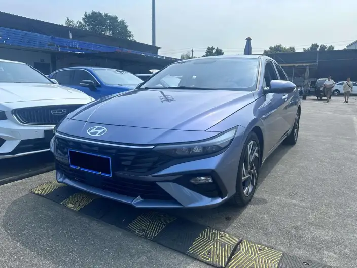 Hyundai Ioniq 2023 Model 1.5L CVT GLX Elite Edition – фото 1