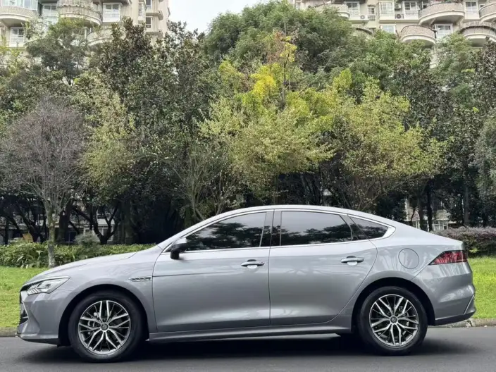 BYD Qin PLUS DM 2021 Model DM-i 55KM Flagship Model – фото 4