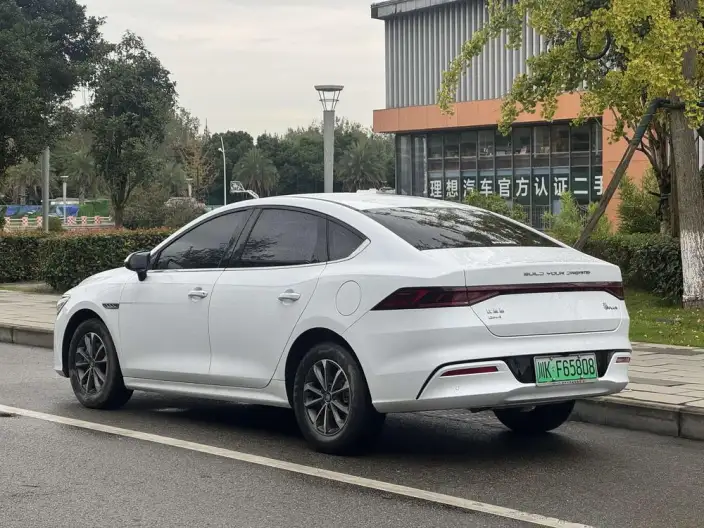 BYD Qin PLUS DM 2024 Model Honor Edition DM-i 55KM Leading Model – фото 4