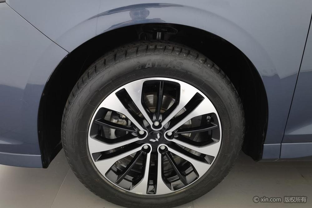 Wuling Victory 2022 модификация комплектация 280T CVT Flagship – фото 8