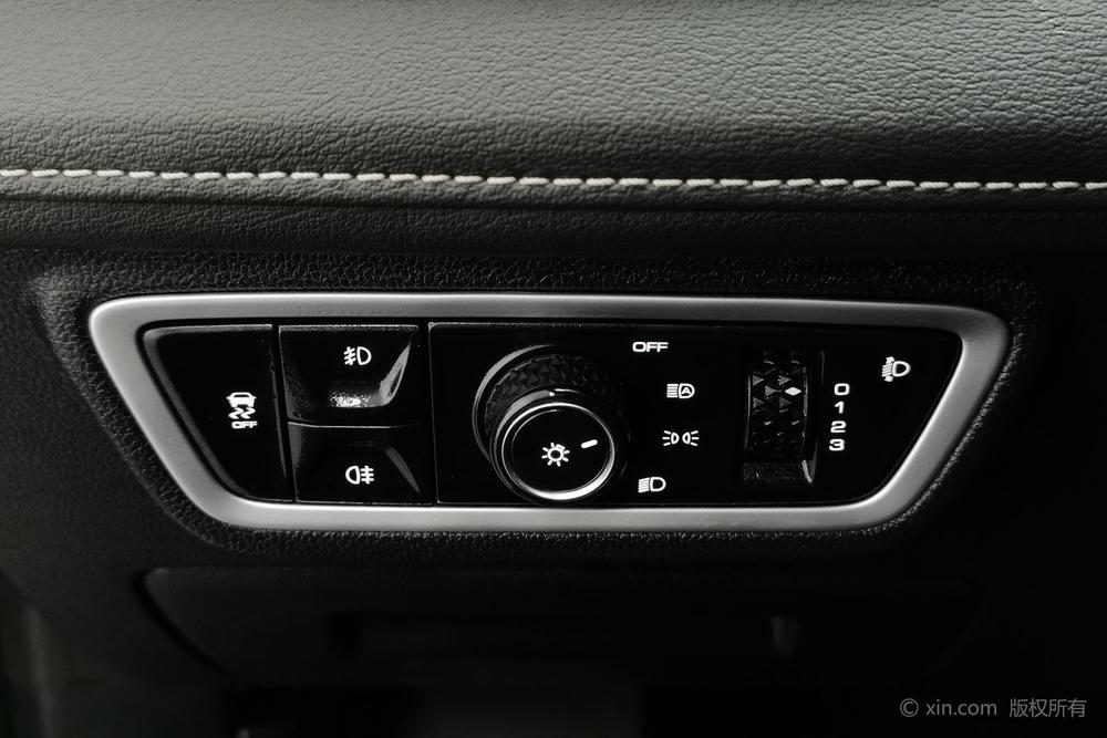 Wuling Victory 2022 модификация комплектация 280T CVT Flagship – фото 11