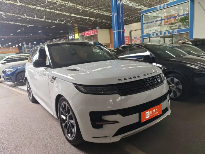 Range Rover Sport 2023 Model 3.0 L6 DYNAMIC SE – фото 2
