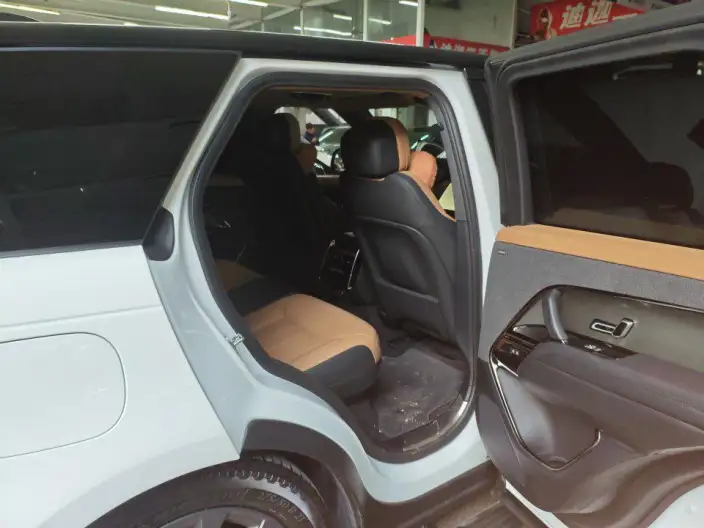 Range Rover Sport 2023 Model 3.0 L6 DYNAMIC SE – фото 6