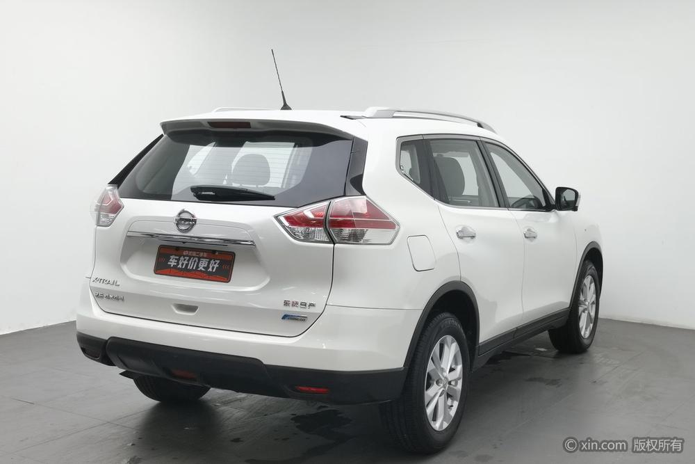 Nissan X-Trail 2014 2.5L CVT Luxury 4WD – фото 4