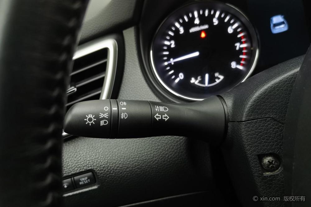 Nissan X-Trail 2014 2.5L CVT Luxury 4WD – фото 16