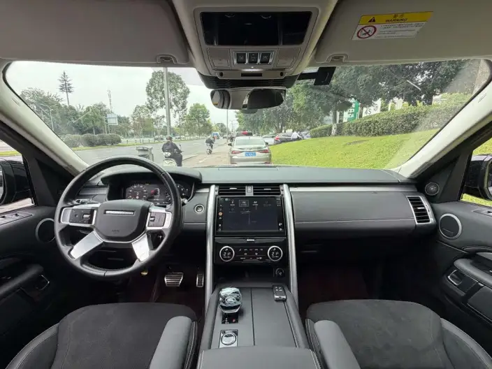 Land Rover Discovery 2023 Model Facelift 360PS R-Dynamic S – фото 7