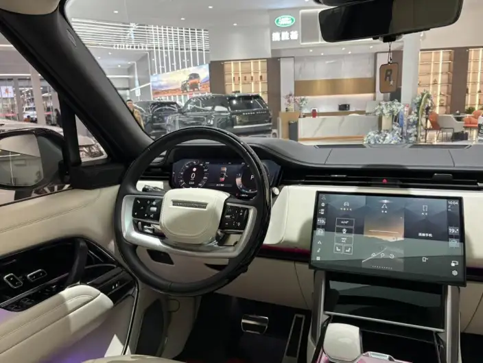 Range Rover 2025 Model 3.0T Automatic 4WD 5 seat Parallel Imported – фото 9