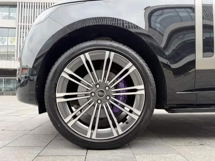 Range Rover 2023 Model 3.0 L6 400PS Shengshi VII seat Extended Edition – фото 8