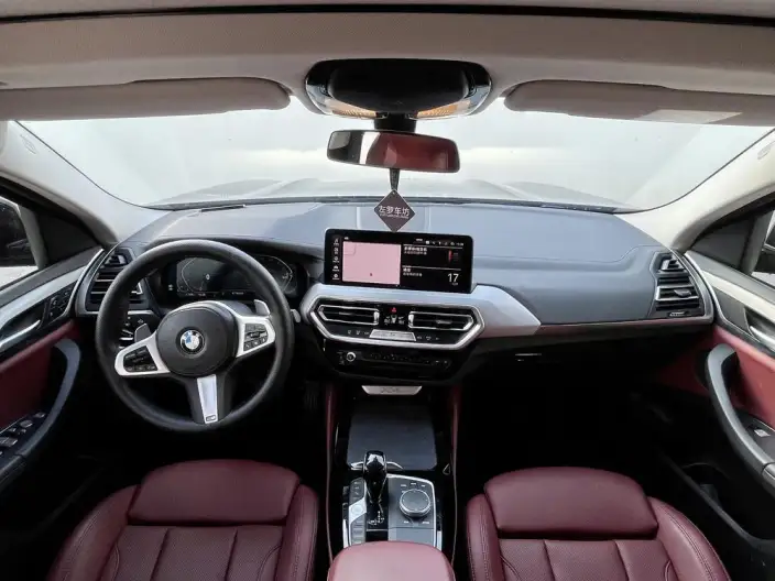 BMW X4 2022 Model xDrive 30i M Sports Set – фото 10