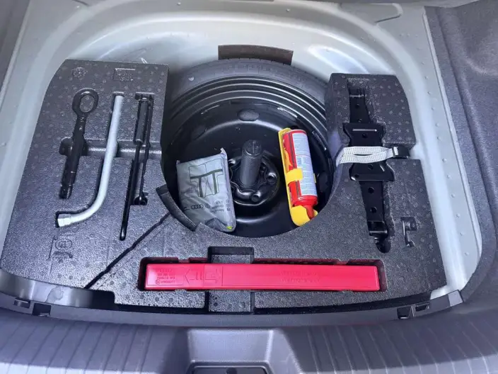 Volkswagen Sagitar 2024 Model 300TSI DSG Beyond Edition – фото 9