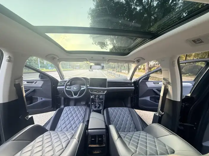 Volkswagen Sagitar 2024 Model 300TSI DSG Beyond Edition – фото 10