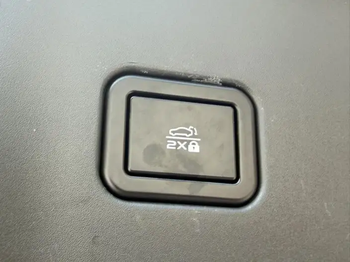 Changan UNI-V 2023 Model 1.5T Noble Model – фото 6