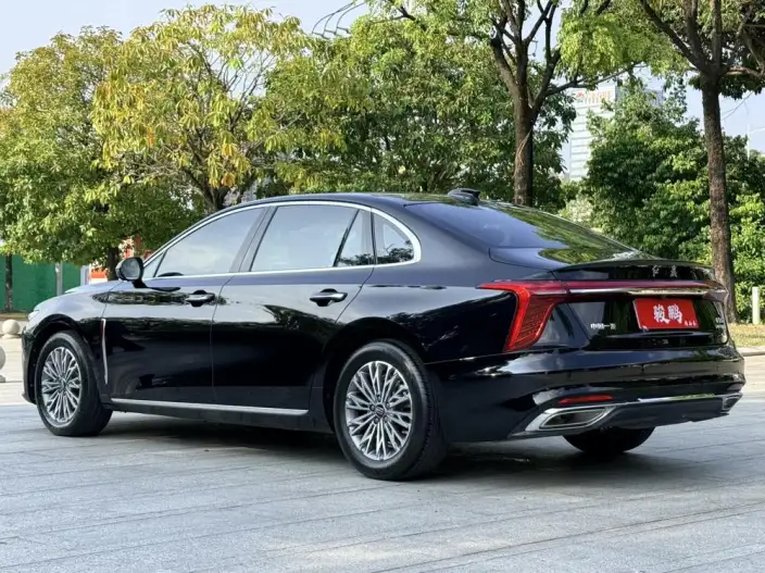 Hongqi H5 2023 Model 1.5T DCT Flag Rhythm Edition – фото 5
