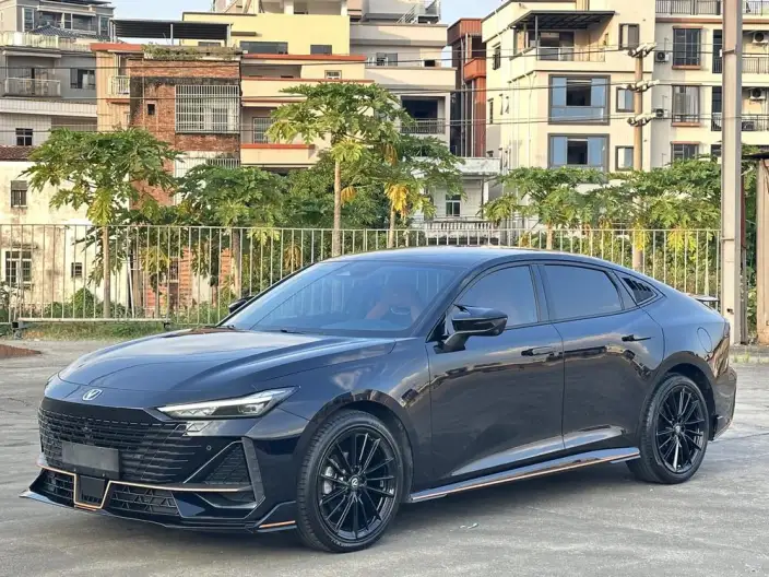 Changan UNI-V 2023 Model 1.5T Sports Edition