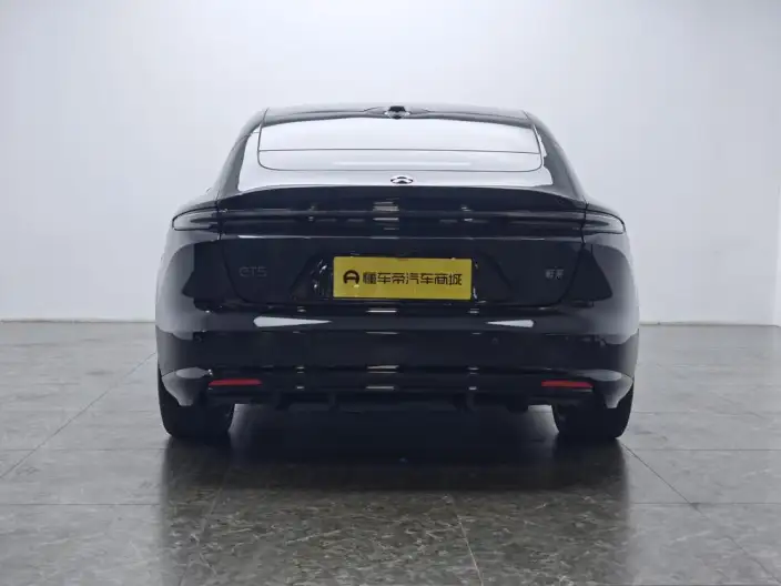 NIO ET5 2025 Model 100kWh – фото 6