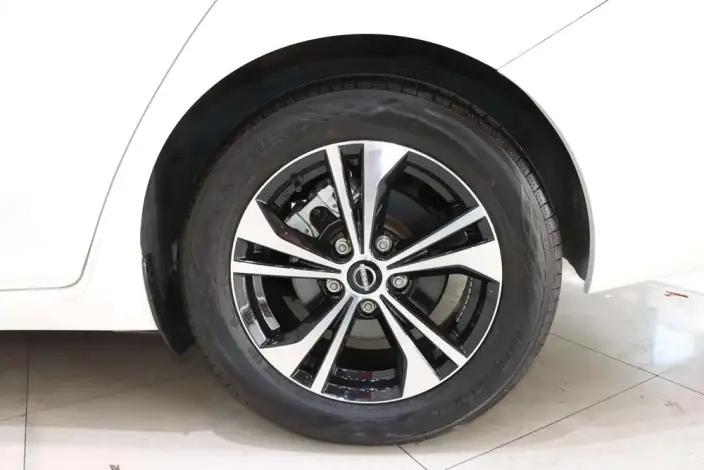 Nissan Sylphy 2023 Model Facelift 1.6L CVT Yuexiang Edition – фото 7