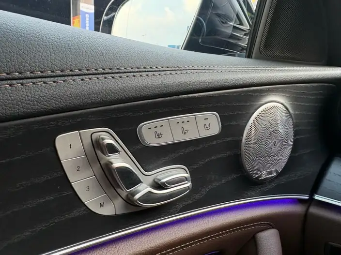 Mercedes-Benz E-Class 2023 Model E 300 L Noble Model Sports sedan – фото 8