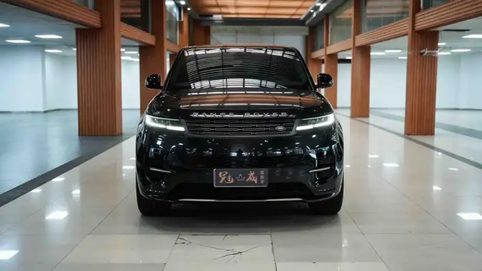 Range Rover Sport 2023 Model 3.0 L6 DYNAMIC HSE