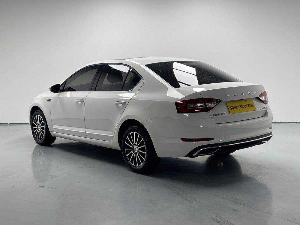 Skoda Octavia 2019 модификация 1.5L Manual Zhixing Deluxe Edition Country VI – фото 5