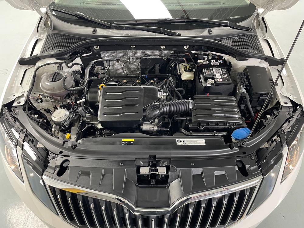 Skoda Octavia 2019 модификация 1.5L Manual Zhixing Deluxe Edition Country VI – фото 10