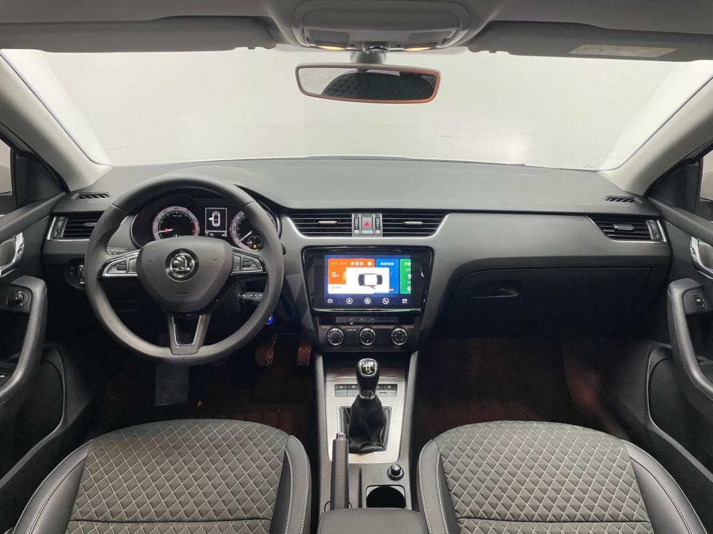 Skoda Octavia 2019 модификация 1.5L Manual Zhixing Deluxe Edition Country VI – фото 14
