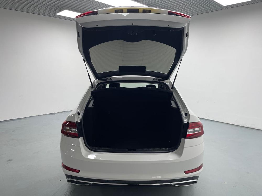 Skoda Octavia 2019 модификация 1.5L Manual Zhixing Deluxe Edition Country VI – фото 20