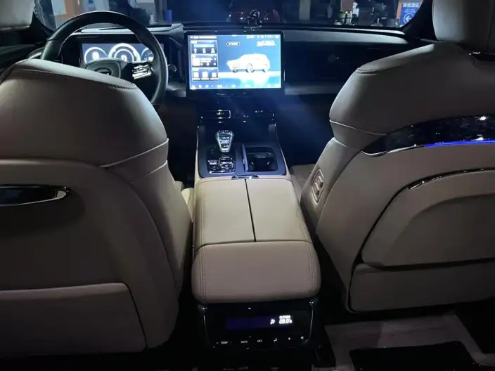 GAC ES9 PHEV 2024 Model 143km Traveler Max – фото 5