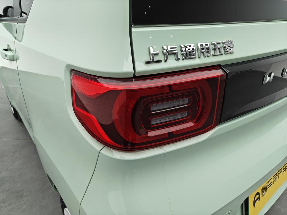 Wuling Hongguang MINIEV 2022 Macaron Premium LFP – фото 13