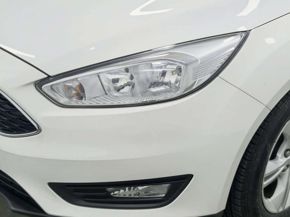 Ford Focus 2017 модификация хэтчбек 1.6L автоматическое Com f ort Zhixing Edition – фото 12
