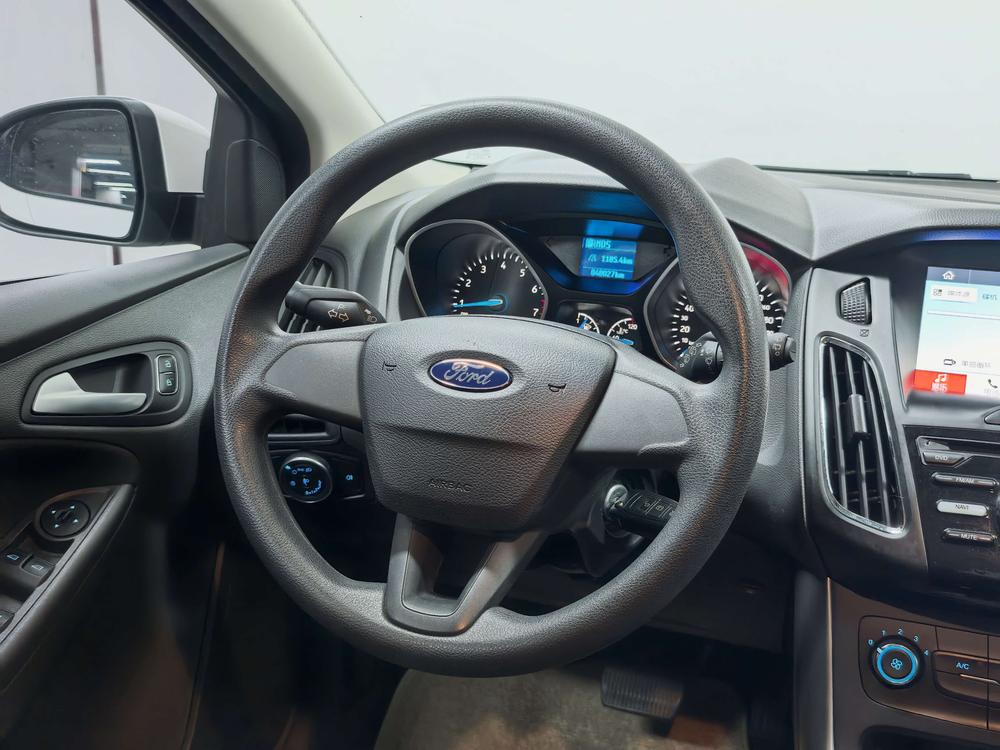 Ford Focus 2017 модификация хэтчбек 1.6L автоматическое Com f ort Zhixing Edition – фото 16
