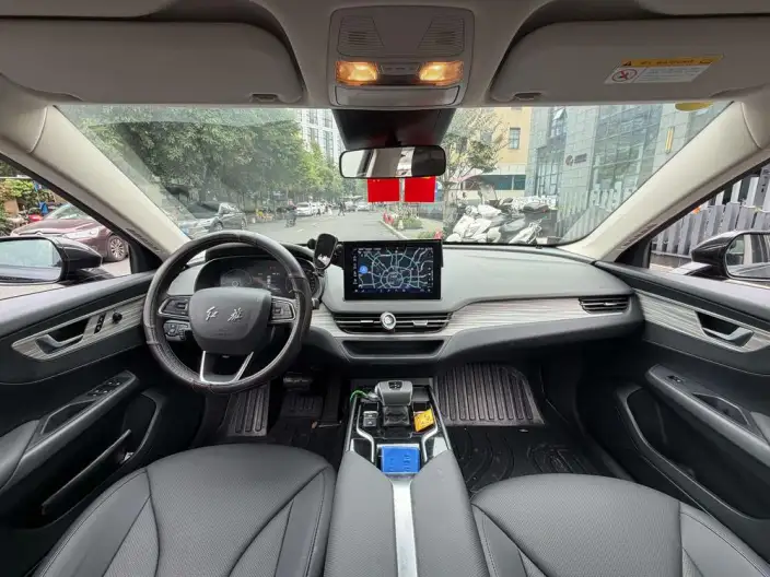 Hongqi E-QM5 2024 Model 610KM PLUS Edition 100kW – фото 6