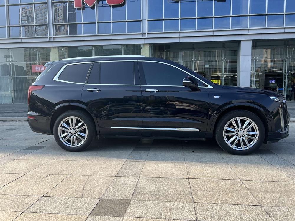 Cadillac XT6 2022 2.0T 6-Seater 2WD Luxury – фото 8