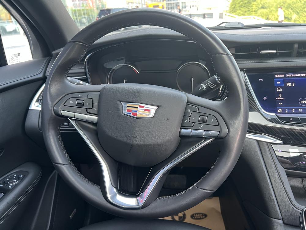 Cadillac XT6 2022 2.0T 6-Seater 2WD Luxury – фото 12