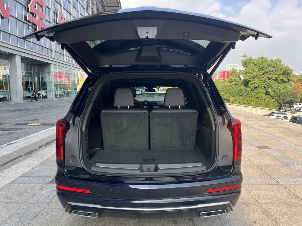 Cadillac XT6 2022 2.0T 6-Seater 2WD Luxury – фото 17