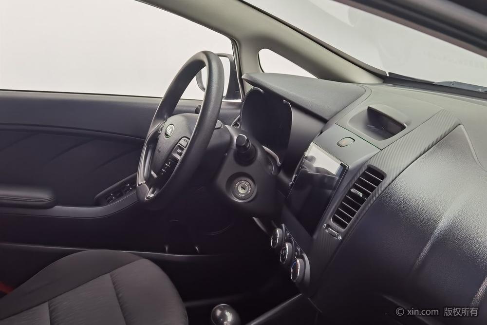 Kia K3 2015 модификация 1.6L автоматическое GL – фото 12