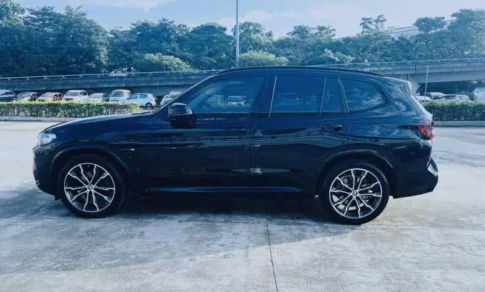BMW X3 2023 Model xDrive30i Leading Model M Night Set – фото 3