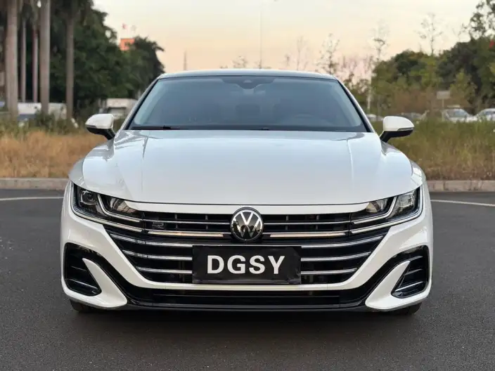 Volkswagen CC 2023 Model 380TSI Eye-catching version – фото 2