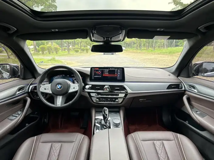 BMW 5 Series 2023 Model Facelift 530Li Leading Model M Sports Set – фото 10