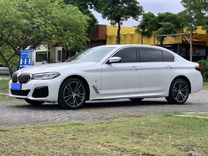 BMW 5 Series 2023 Model 530Li Leading Model M Sports Set – фото 1