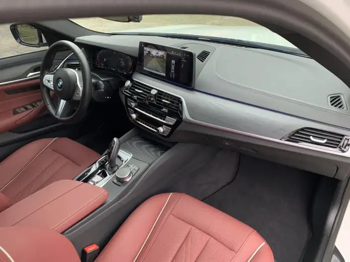 BMW 5 Series 2023 Model 530Li Leading Model M Sports Set – фото 9