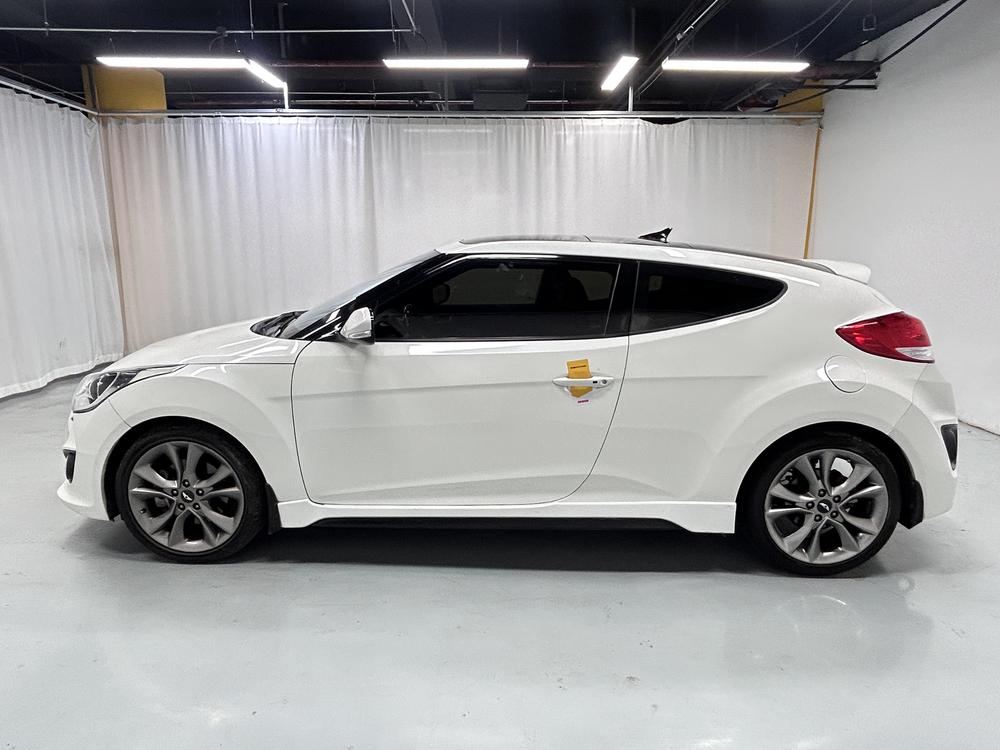 Hyundai Veloster 2015 модификация 1.6T автоматическое Deluxe Edition – фото 4