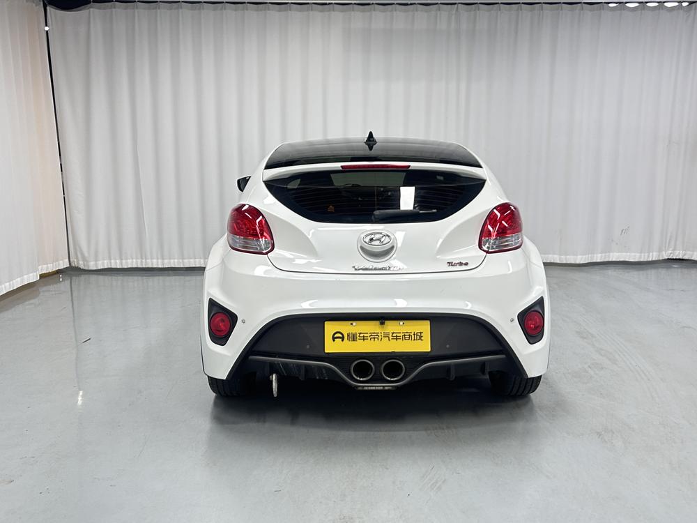 Hyundai Veloster 2015 модификация 1.6T автоматическое Deluxe Edition – фото 6