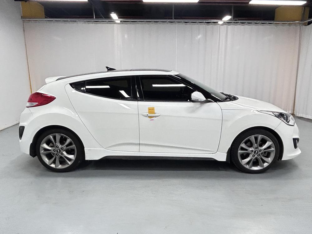 Hyundai Veloster 2015 модификация 1.6T автоматическое Deluxe Edition – фото 8