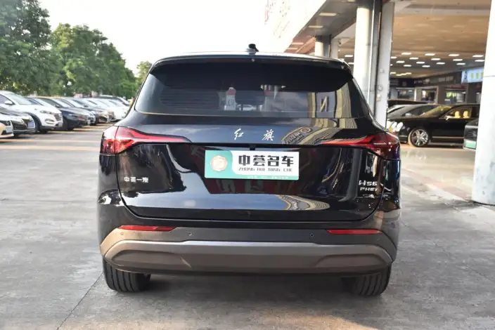 HONGQI HS6 PHEV 2026 Model 240 Smart Hybrid Edition – фото 6