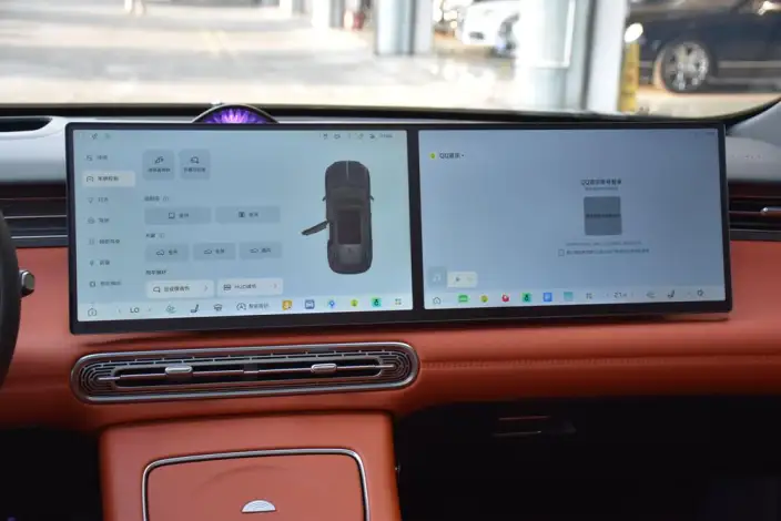 HONGQI HS6 PHEV 2026 Model 240 Smart Hybrid Edition – фото 10