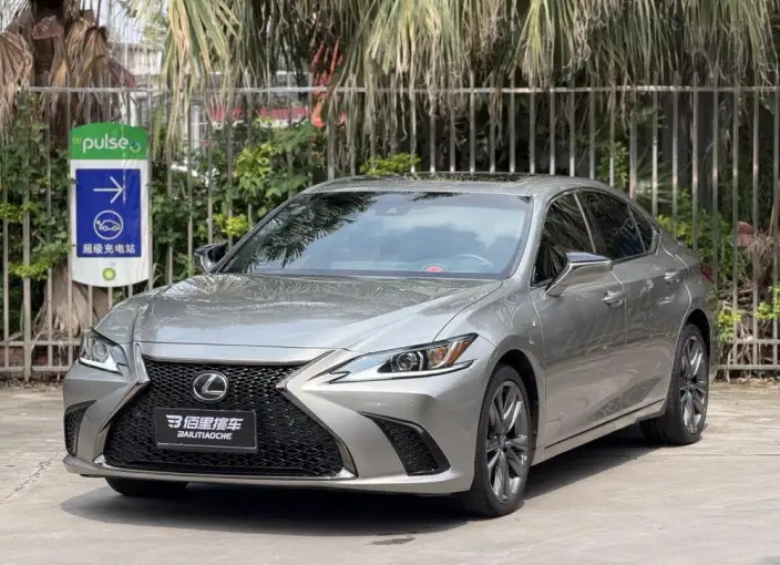 Lexus ES 2023 Model 2.5L Automatic 4WD 5 seat Parallel Imported – фото 1
