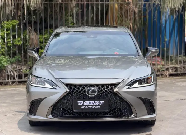 Lexus ES 2023 Model 2.5L Automatic 4WD 5 seat Parallel Imported – фото 2